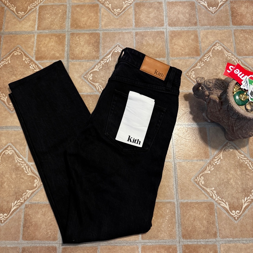 Authentic Kith NYC Black Denim Jeans Size 28 – NYC Print Pocket Lining.